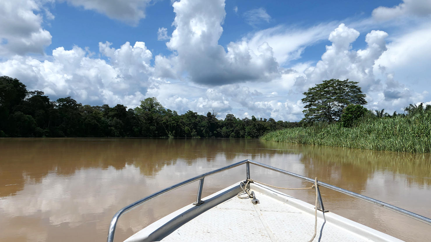 KinaRiverCruiseClouds