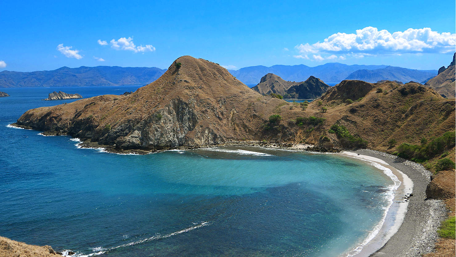 3fLocalBoatPadarIslandHikeVista14