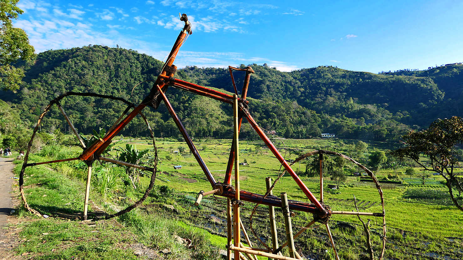 FloresMoniBambooBikeSculpture