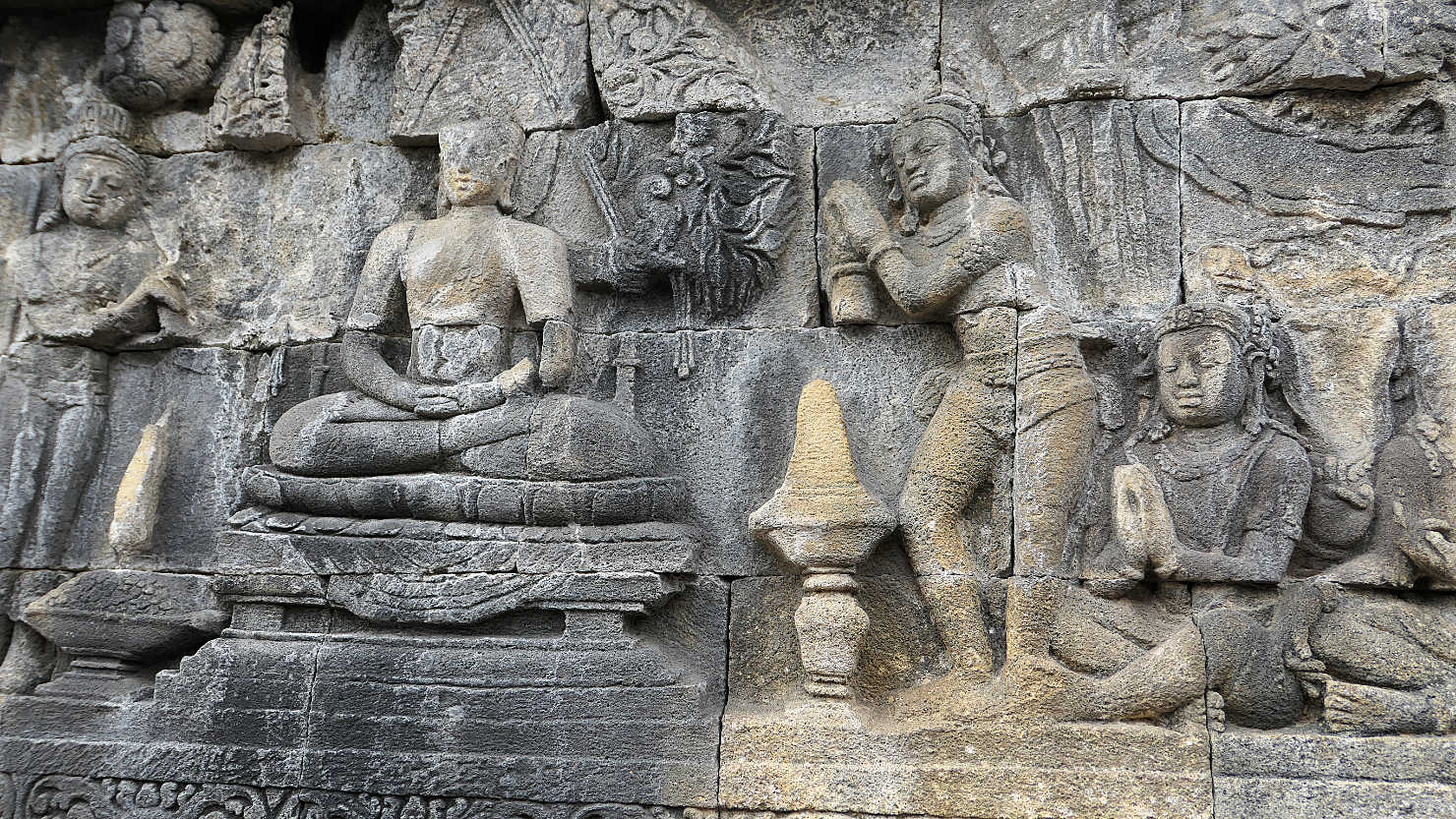 BorobudorReliefDetail3