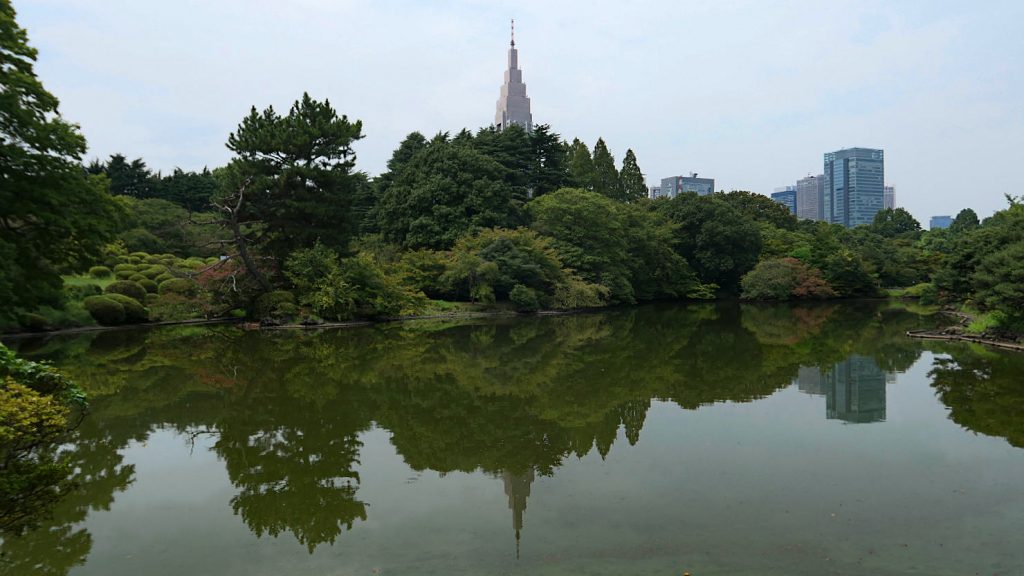 a2_JPNTokyoParkLakeREflection
