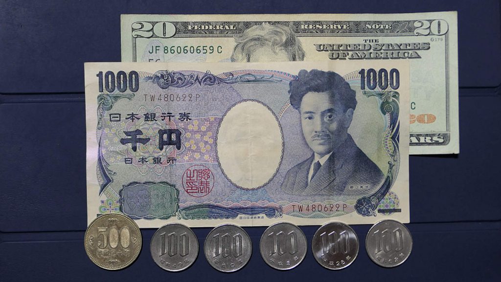e4_JPNOsakaCurrency1